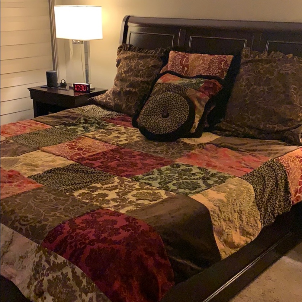 King Duvet w/ shams (Patchouli- Neiman Marcus)